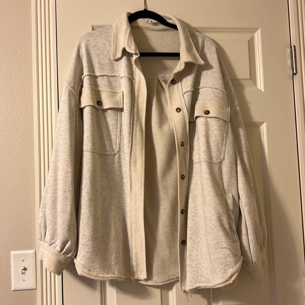 Shacket size medium